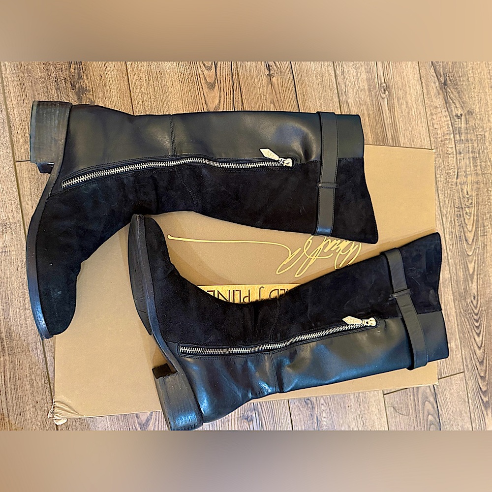 Donald J Pliner Black Suede Boots size 7